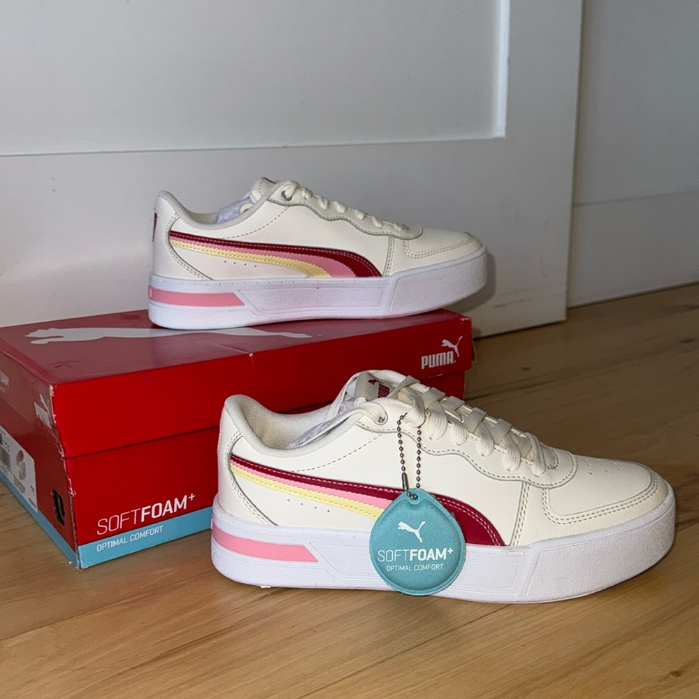 Women’s Puma skye stripe soft foam sneakers